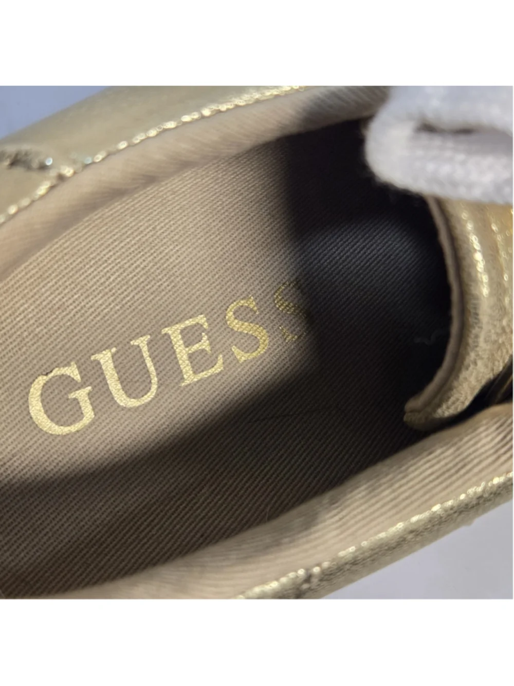 Guess Loven Shoes Metallic Gold Womens 7.5 Logo Lace Up Casual Fashion Sneakers